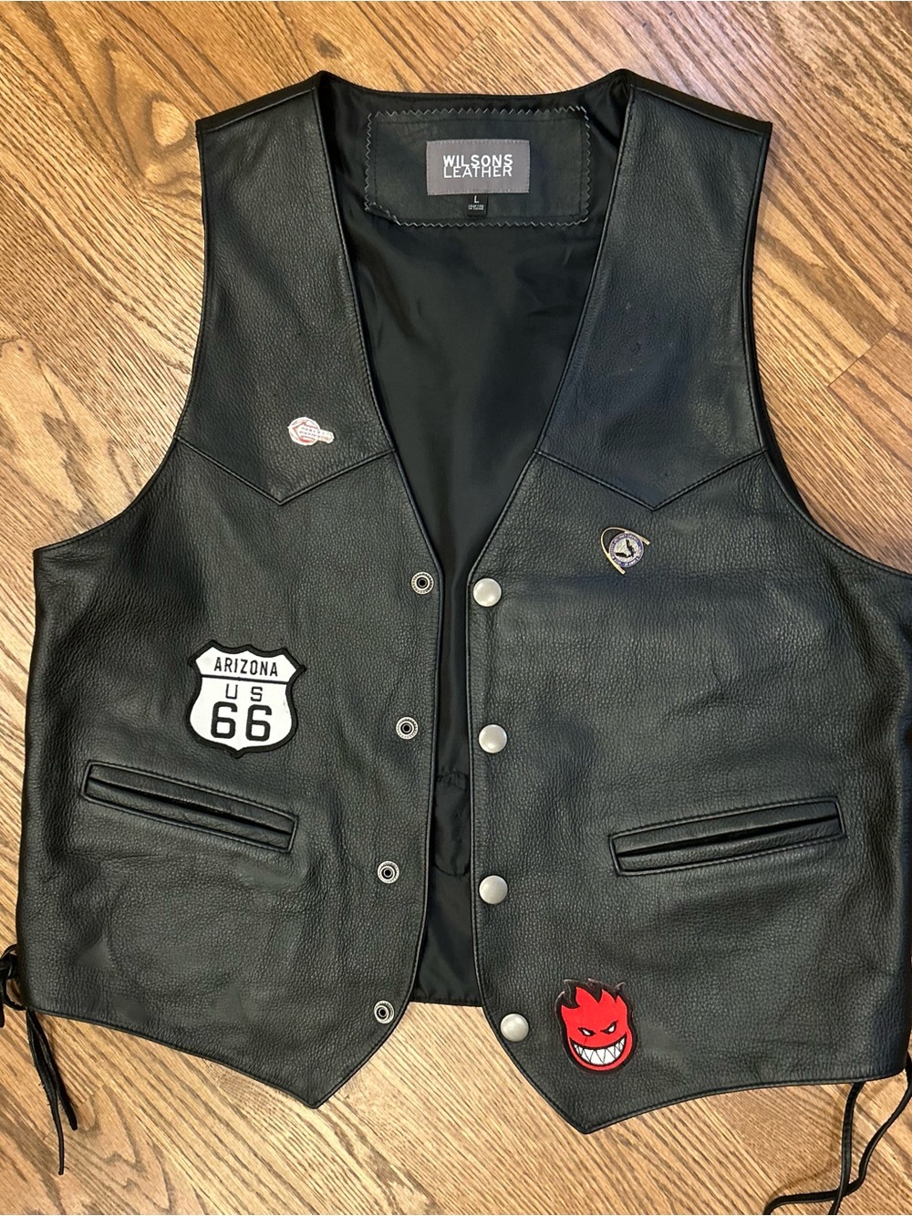 Wilson’s leather lace up side, snap front, vest with eagle on back. - Picture 2 of 5